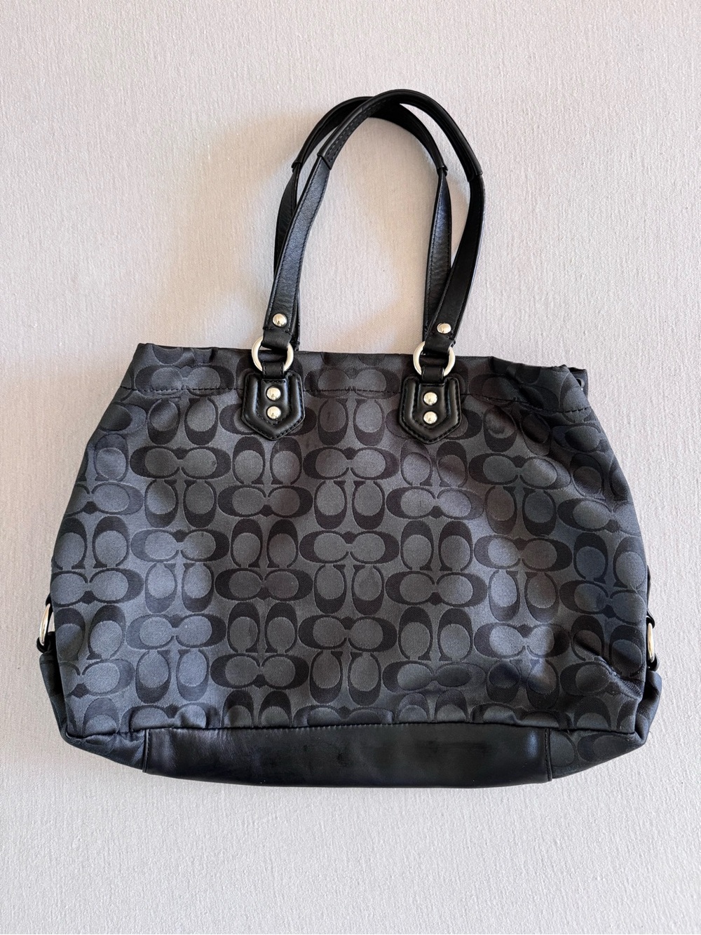 Y2K Coach Black Signature Tote with Logo Jacquard - Picture 3 of 13
